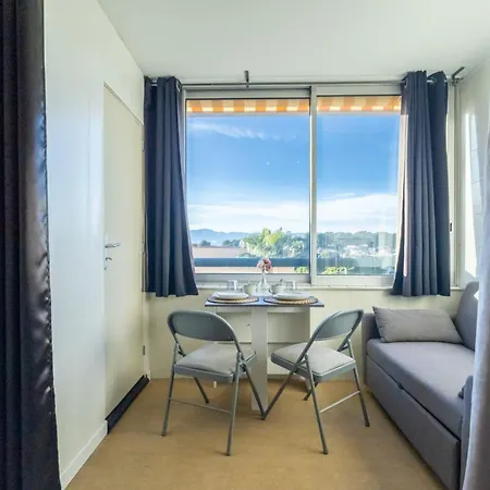 Climatise - Garage Prive - A Pied - Baie Des Anges La Ciotat