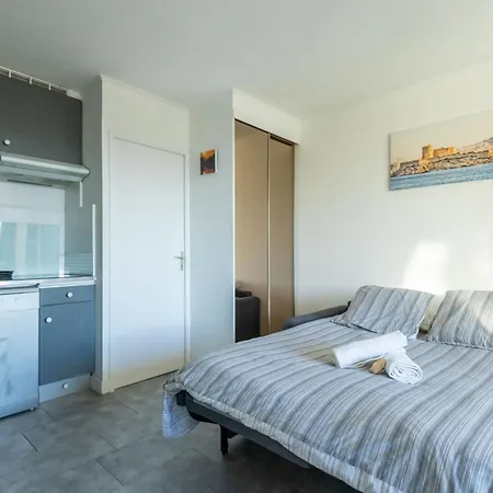 Climatise - Garage Prive - A Pied - Baie Des Anges